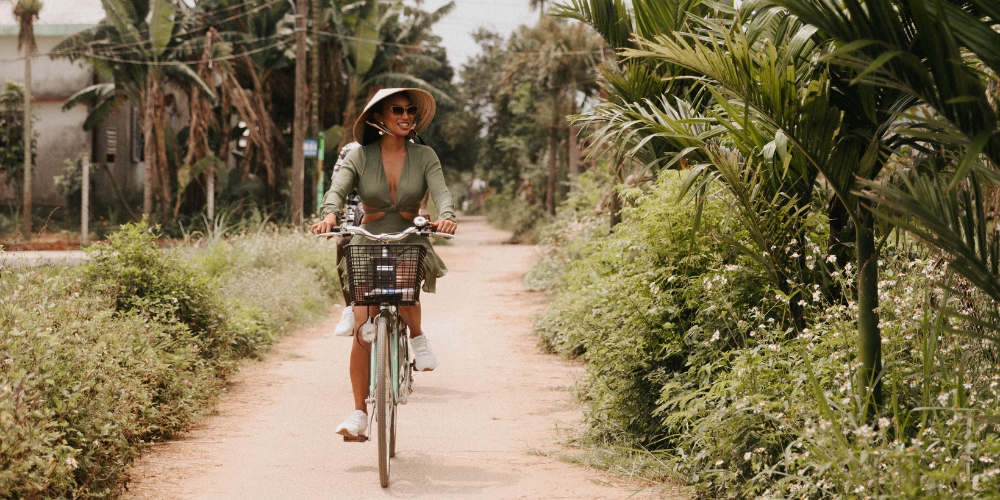 Go Noi Village biking 